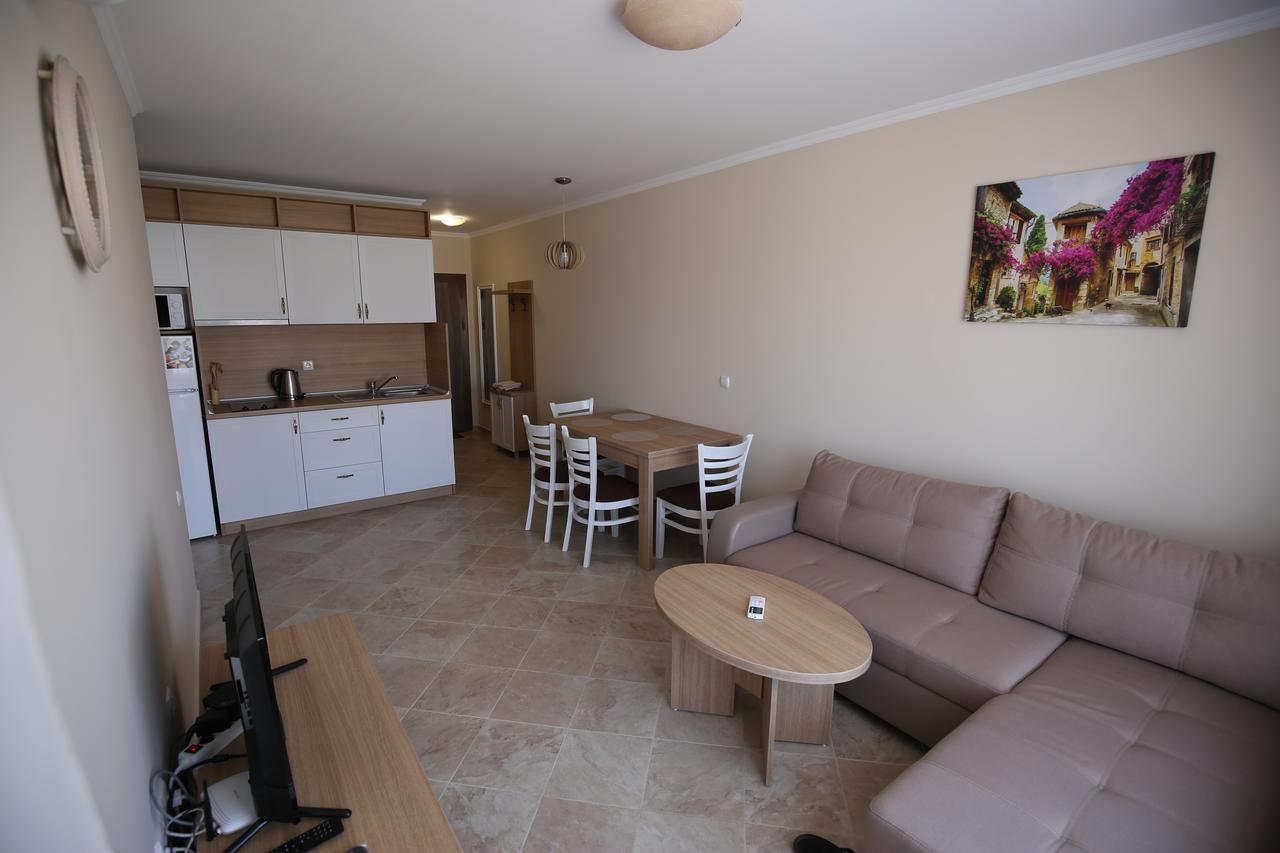 Apartments In Rif 3 Ravda Eksteriør billede